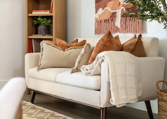 Casa Calma - Desert Oasis New Minutes To Dt Holiday home